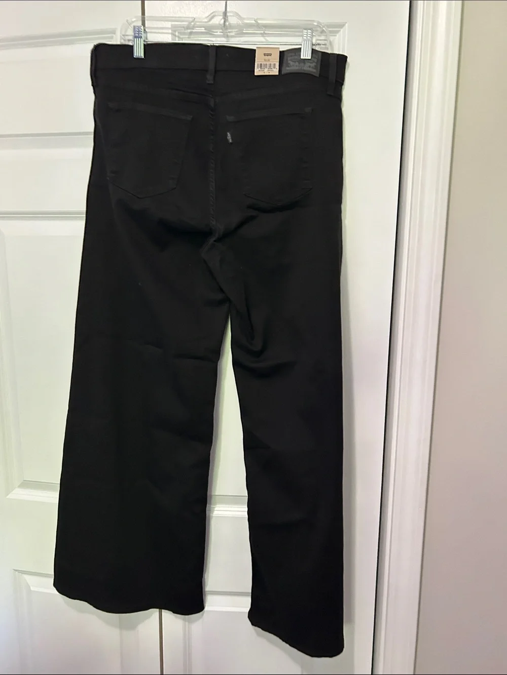 Levi's Black Wide-Leg Women's Jeans - Picture 2 of 6